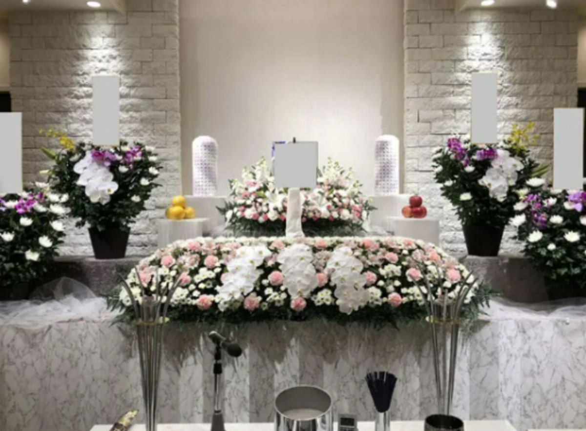 オーロラ・ホール中央