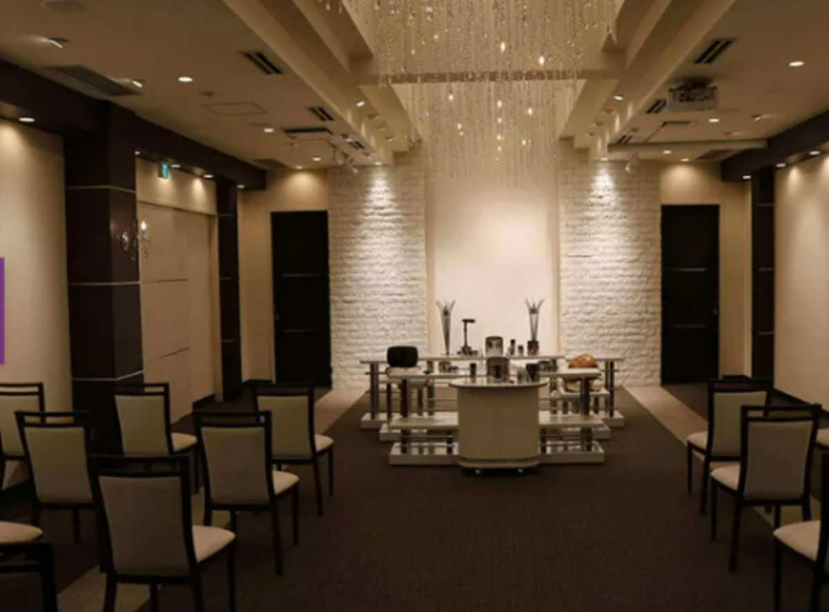 オーロラ・ホール中央