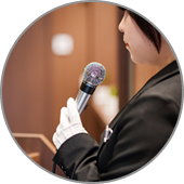 一日葬の司会スタッフ