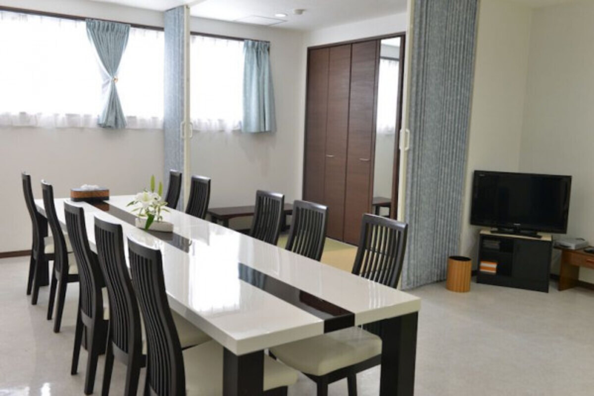 小さな森の家 大船駅前斎場