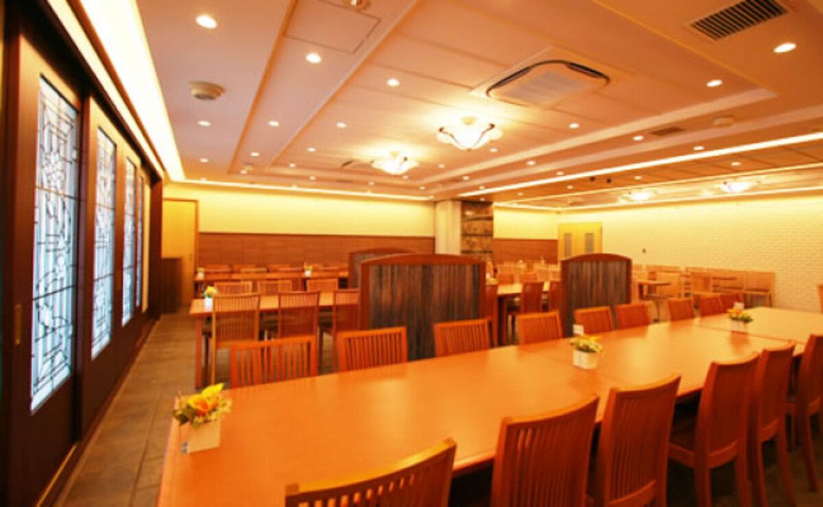 興安寺 本郷陵苑 本館