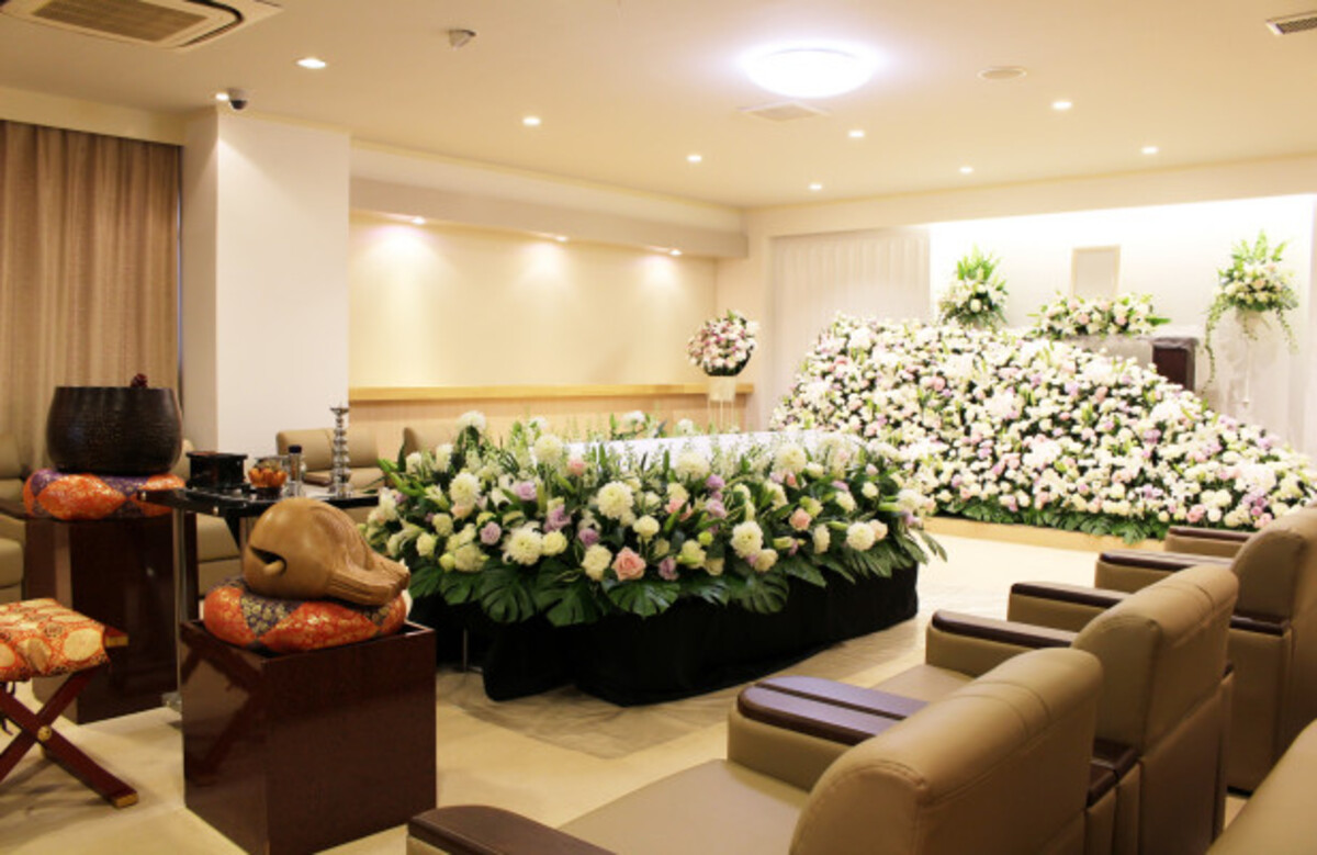 家族と寄り添う 温泉付き葬祭場 四季風 松庵