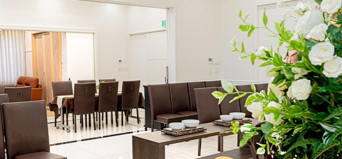 小さな森の家 柏花野井