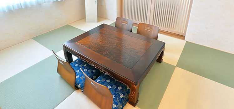 小さな森の家 野田清水